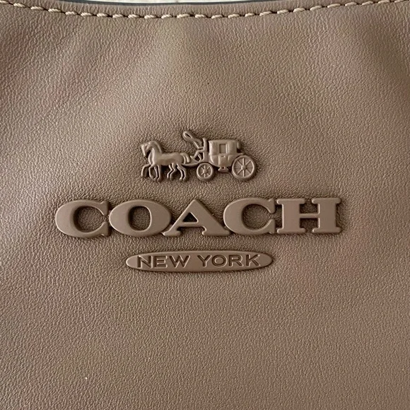 COACH PENELOPE SHOULDER BAG - Picture 3 of 12